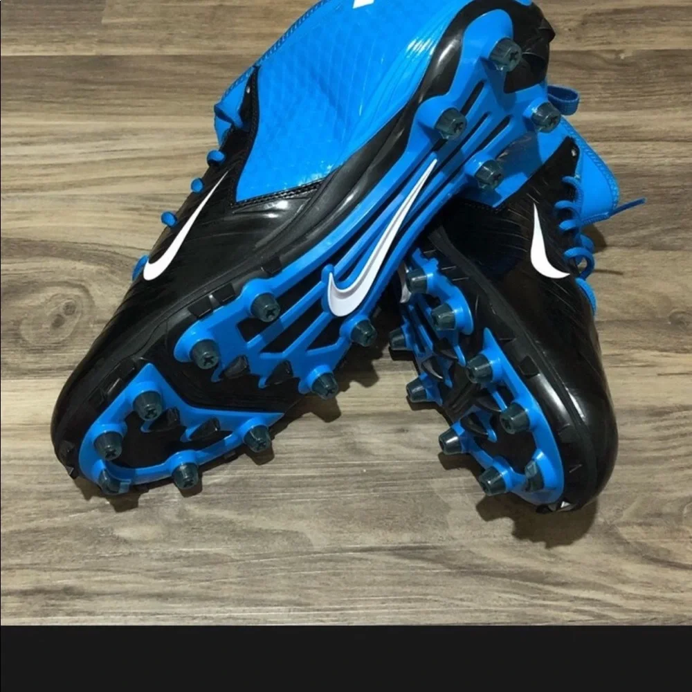 Nike Cleats W Ankle Support